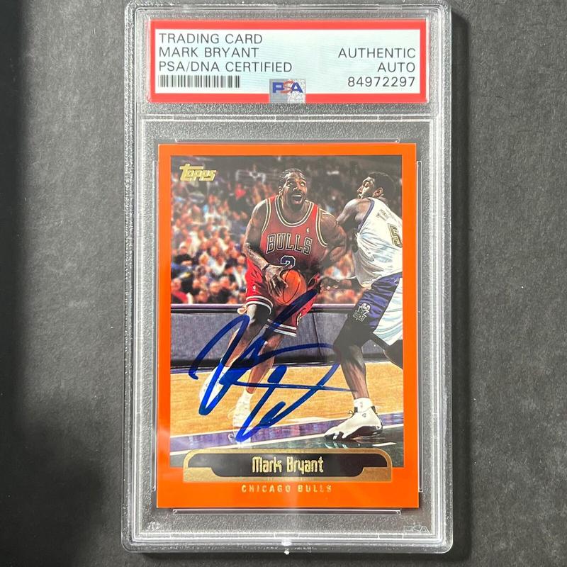 1999-2000 Topps #91 Mark Bryant Signed Card AUTO PSA Slabbed Bulls